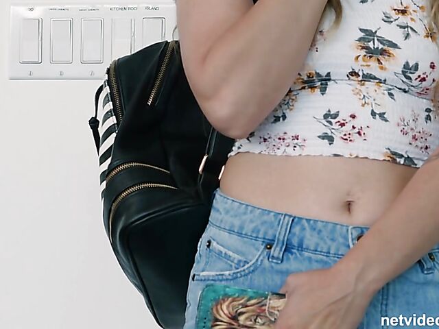 POV calendar casting fuck with phat ass white girl Luna Wulf