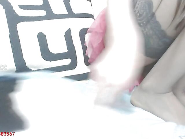 Amateur Chinese webcam girl's creamy masturbation orgasm