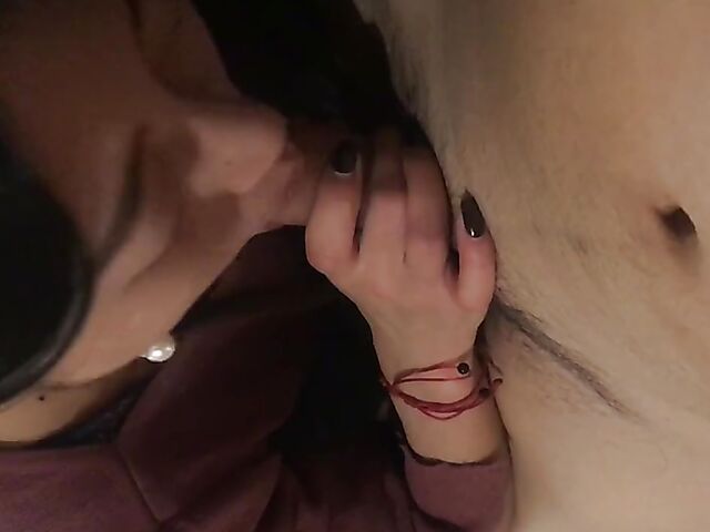 Amateur asian girlfriend eating cock, toes and ass