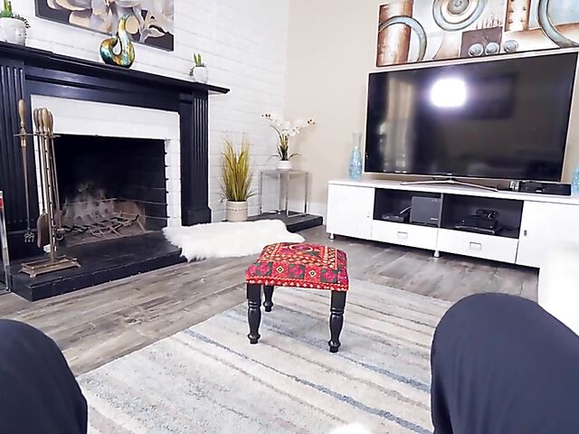 Angelina Diamanti - Cute MILF blowjob and rubbing cock with her pussy POV