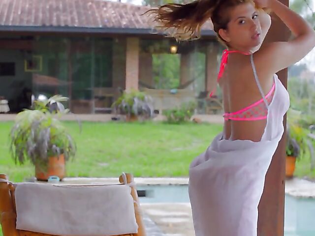 Angelina Praga - Redhead bikini strip and masturbation in the backyard