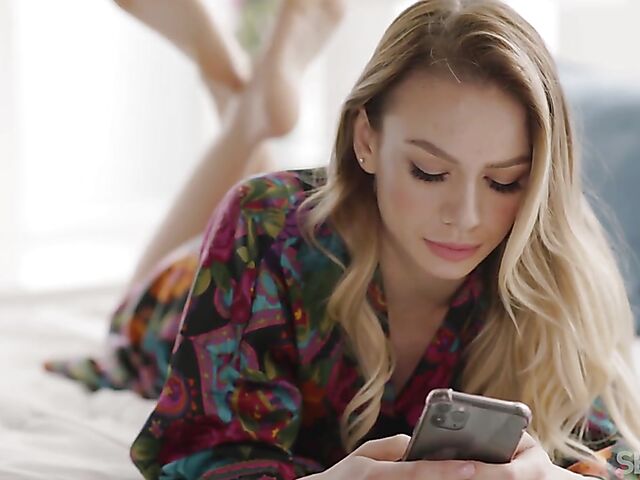 Nathan Bronson's hot sex with horny babe Naomi Swann