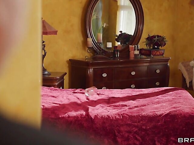 Abella Danger - Cheating bride in white stockings fucks the photographer and eats his cum