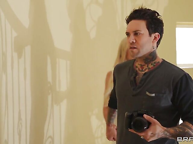 Abella Danger - Cheating bride in white stockings fucks the photographer and eats his cum