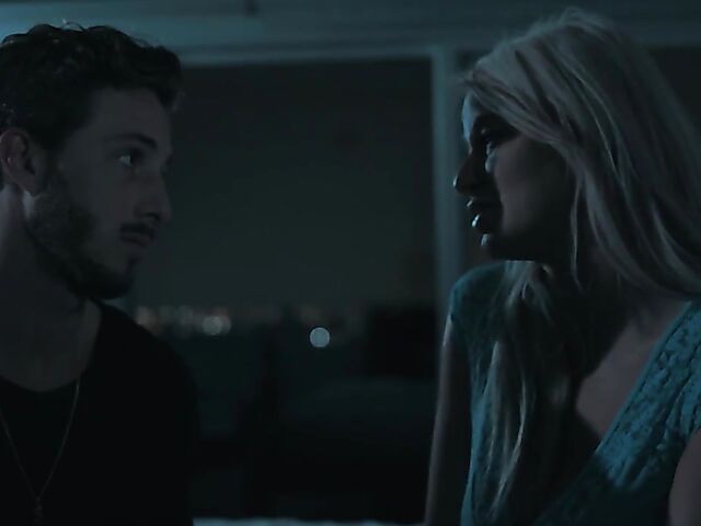 Creampie MILF fuck in the dark with London River