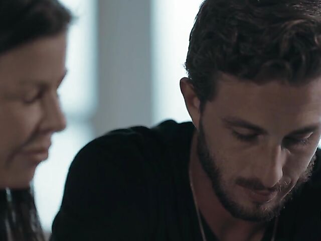 Creampie MILF fuck in the dark with London River