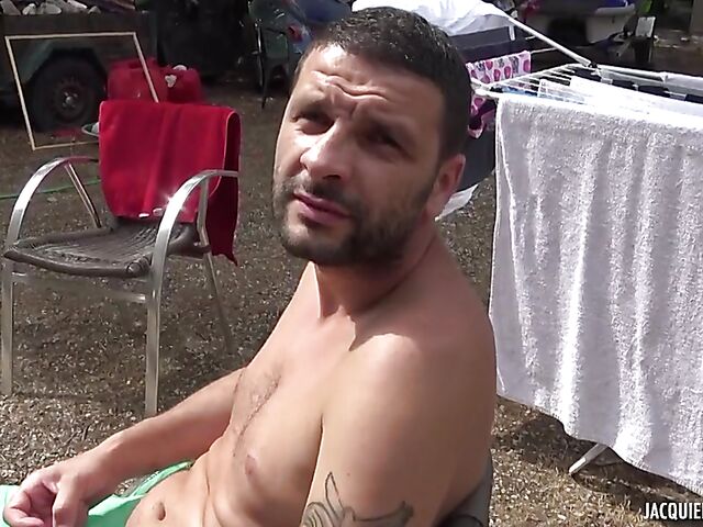 Outdoor mature sex with 45-year-old Stephanie