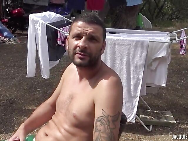 Outdoor mature sex with 45-year-old Stephanie