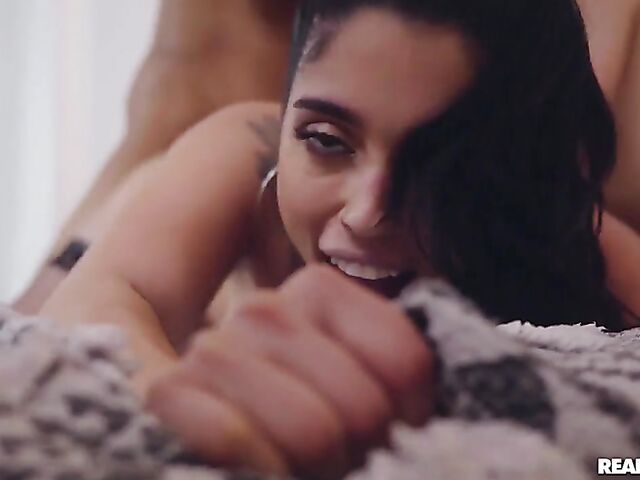 Threesome interracial with hot chicks Liv Wild and Vanessa Sky