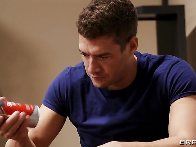 Huge tits MILF doll Casca Akashova fucks like real