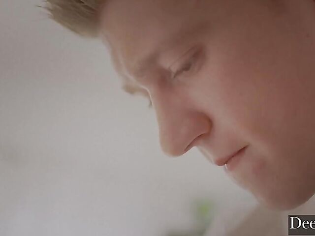 Petite ebony girl Scarlit Scandal is Oliver Flynn's fucktoy