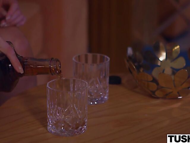 Tushy anal fan Mary Rock gets her ass ready for her boss's cock