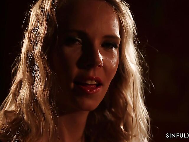 Florane Russell erotic solo posing in the dark