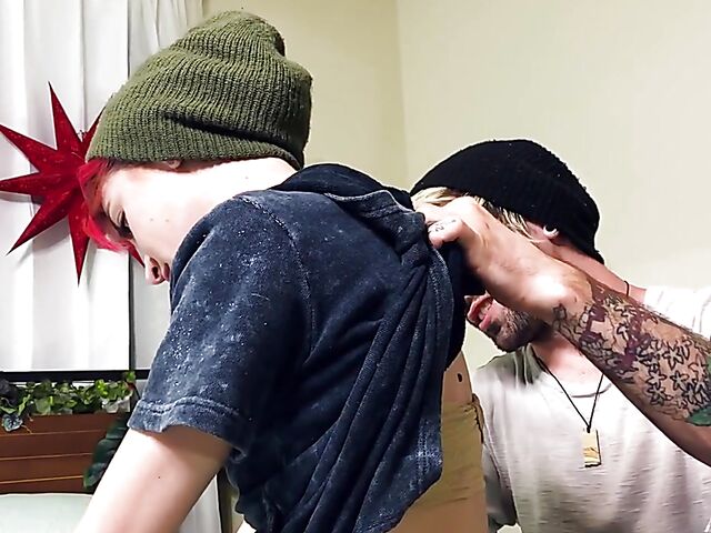 Tiny tattooed alt girl Lola Fae fucking the skater boy