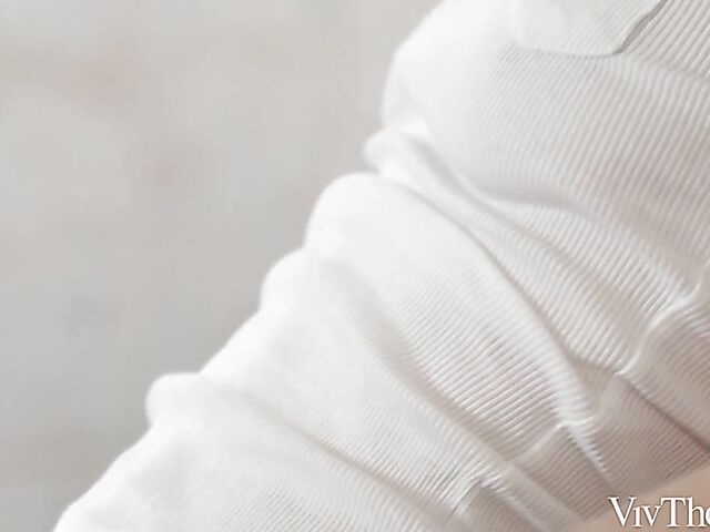 Viv Thomas lesbian story of Nesty A and Vicky Love