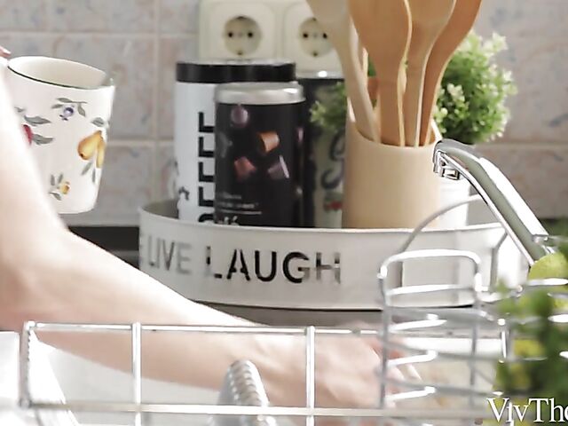 Viv Thomas lesbian story of Nesty A and Vicky Love