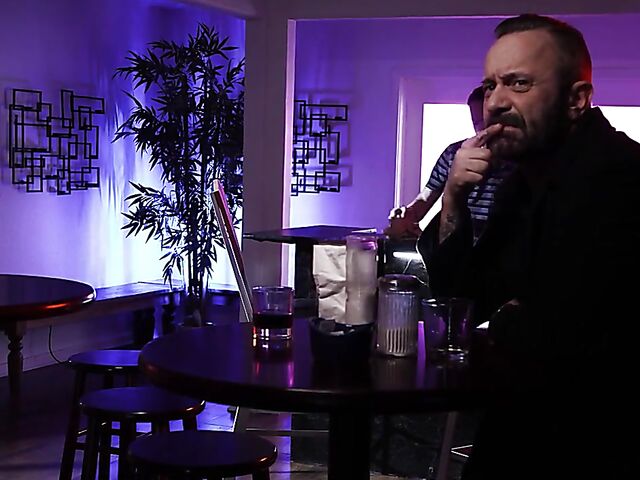 Natural brunette Bella Rolland and Derrick Pierce love hot sex