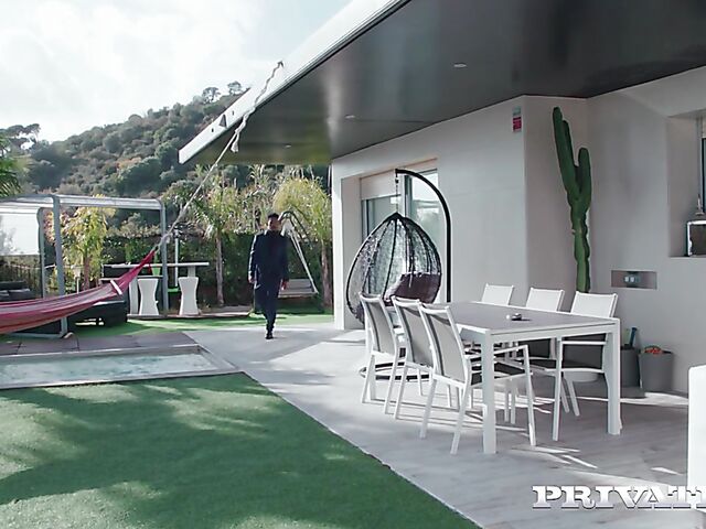 Interracial maid porn with elegant babe Lya Missy