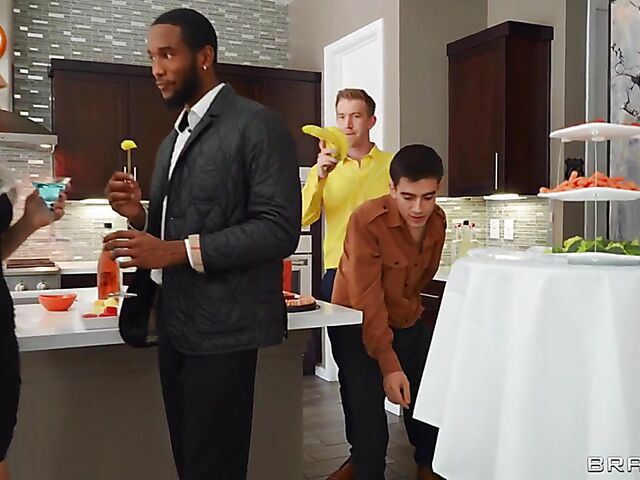 Jordi and Danny D threesome with lucky party girl Halle Hayes