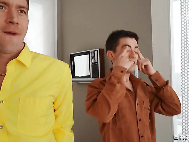 Jordi and Danny D threesome with lucky party girl Halle Hayes