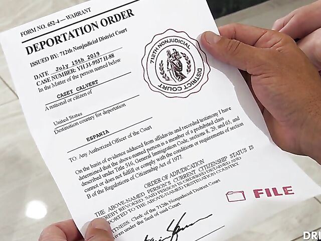 Casey Calvert anal with Ramon Nomar to avoid deportation