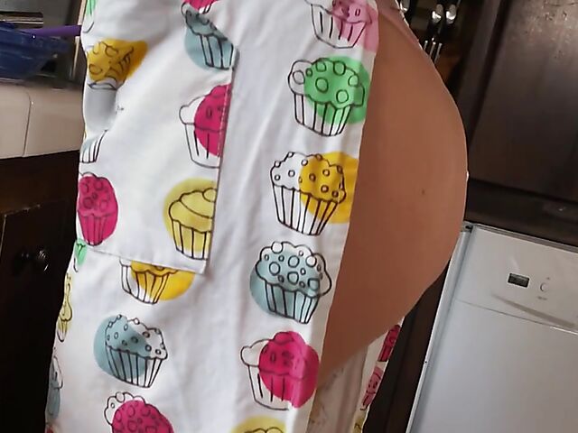 Cherie Deville - Crazy MILF masturbating wildly in the kitchen