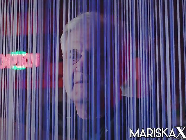 Mariska and Sahara Knite's lesbian lingerie sex for a man to watch