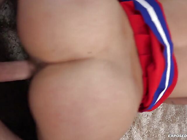 Brooklyn Gray - Flexible cheerleader POV fucked at home