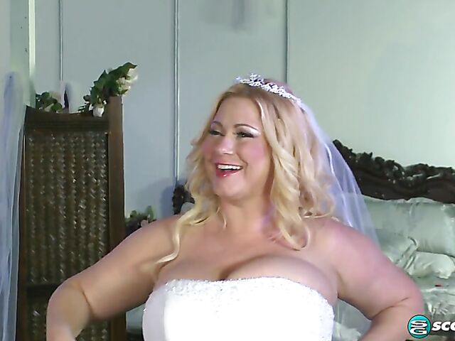 Wedding night fuck with busty BBW bride Samantha.38G