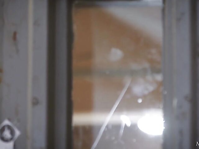 Lee Anne - Sensual brunette solo with her fingers in her sweet pussy