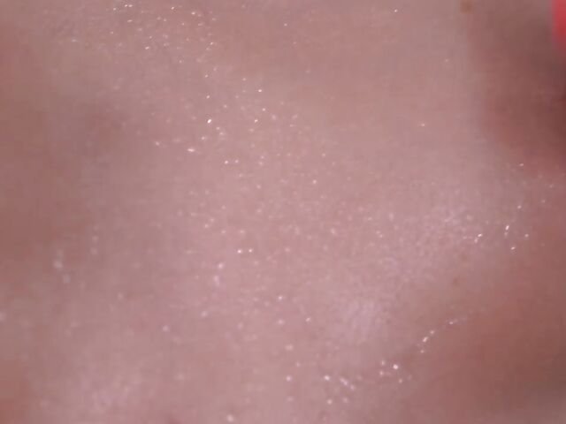 Nude workout with slim beauty Cindy Shine