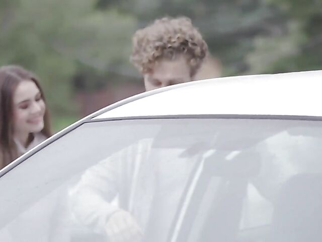 India Summer & Michael Vegas - Milf kitchen fun with a horny dude