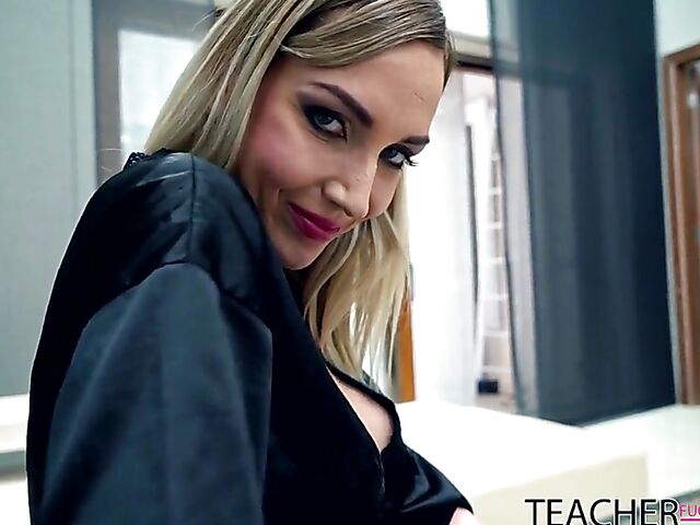Big tits lingerie sex with hot tutor Siyaora and her shy student