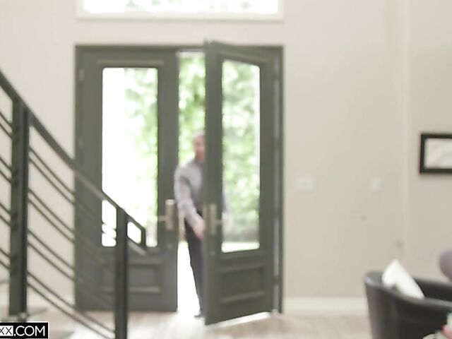 London River - MILF anal sex with James Deen