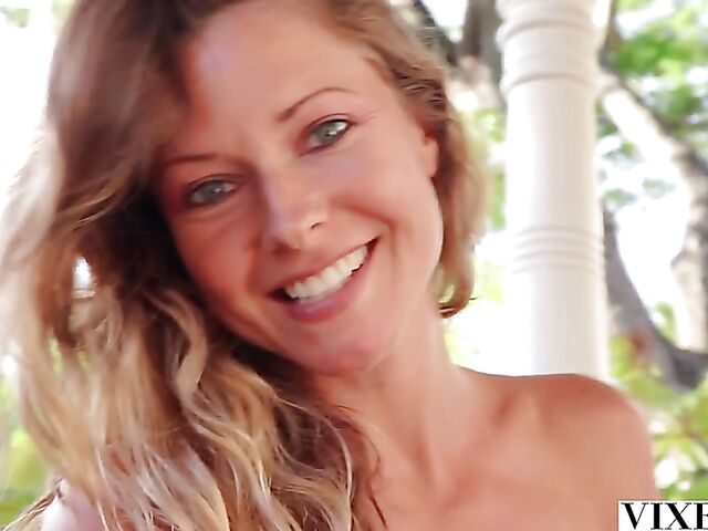 Slim babe with tiny boobs Lena Nicole solo masturbation