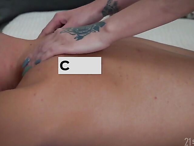 Flat chested asian anal lover Liloo seduces a lucky guy