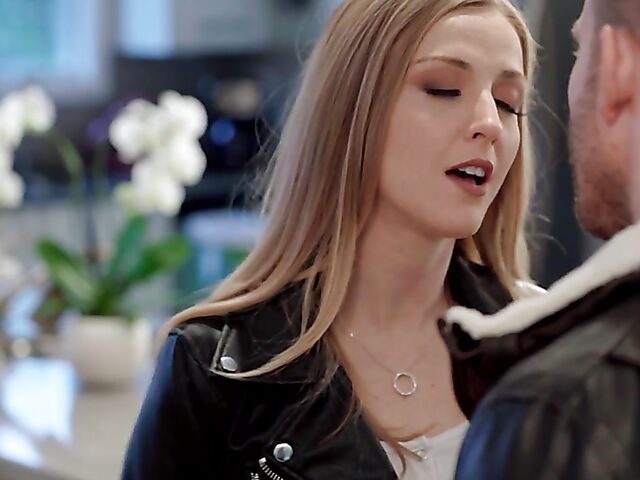 Passionate fucking with all natural babe Karla Kush