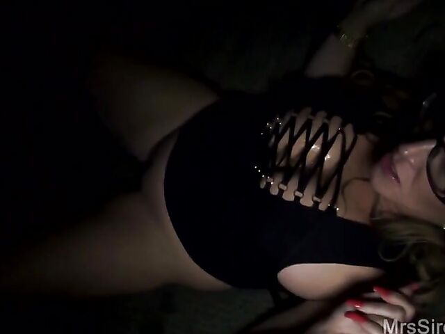 Black guys jerk off to curvy Mrs Siren in the dark while watching porn