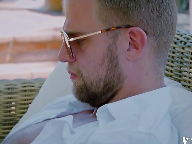 Vacation threesome by the pool with Kira Queen and Alyssia Kent