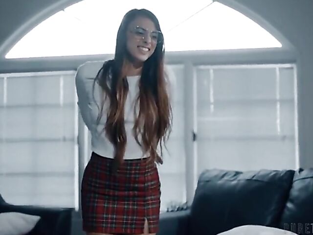 Nerdy anal enthusiast Gia Derza gets banged by the priest