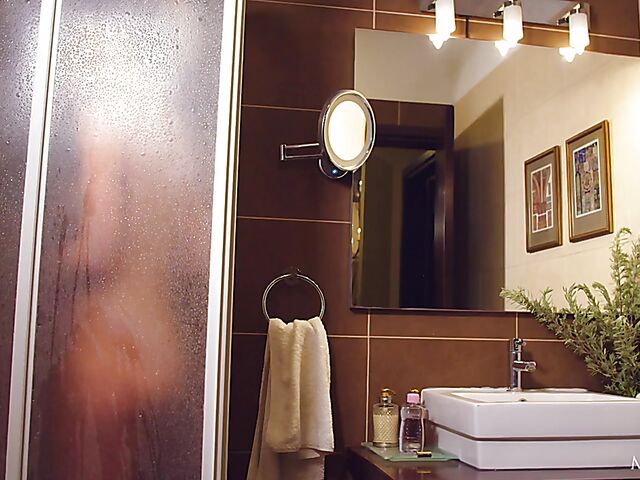 Post-shower body oil and bathroom masturbation with Stefania Beatty