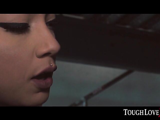 Rough fuck on the toilet with exotic Bad Kitty