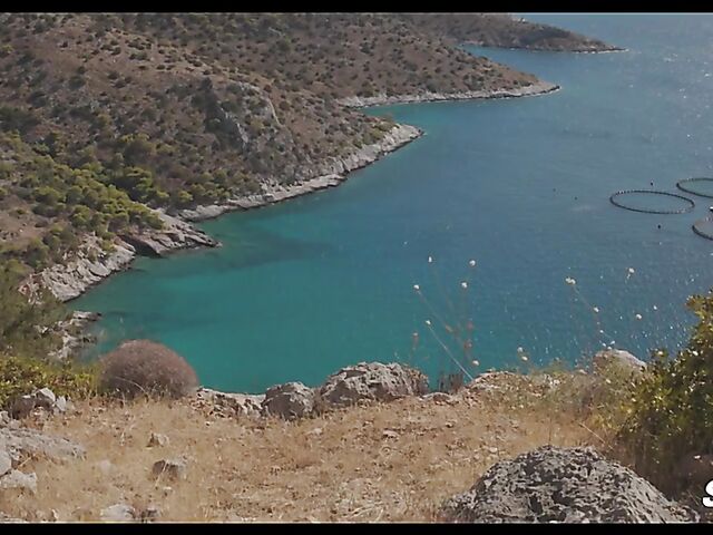 Seaside outdoor sex on the top of the hill with slender MILF Valentina Bianco