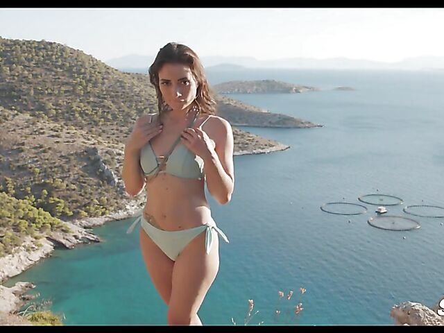 Seaside outdoor sex on the top of the hill with slender MILF Valentina Bianco