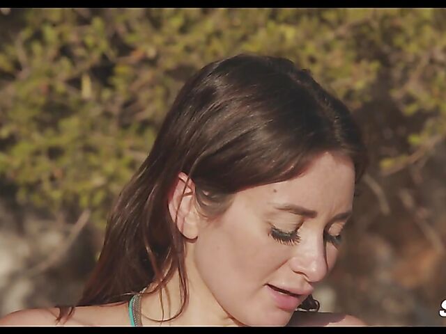 Seaside outdoor sex on the top of the hill with slender MILF Valentina Bianco