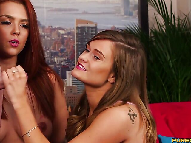 CFNM FFFM handjob with Honour May, Mandy Foxxx and Roxy Roxanne