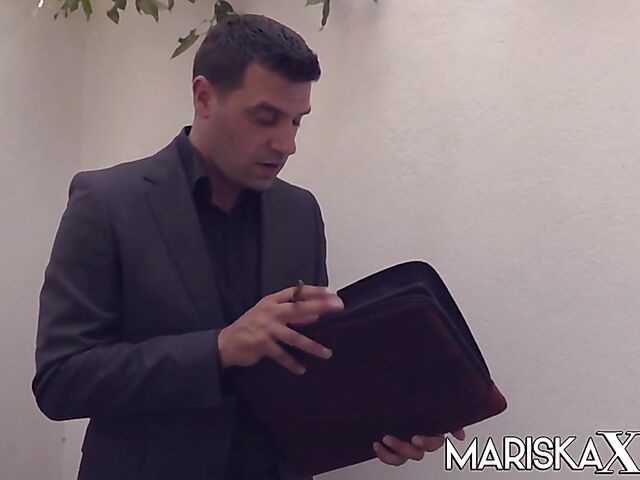 Sexy Susi - Busty MILF anal pounded by horny Maxim