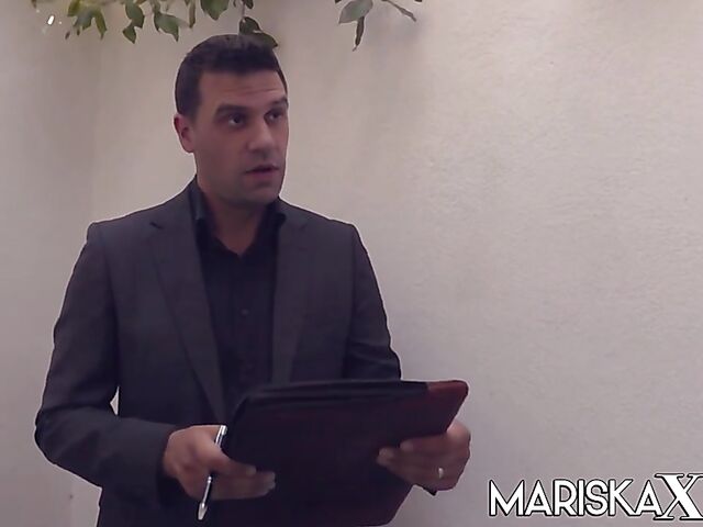 Sexy Susi - Busty MILF anal pounded by horny Maxim