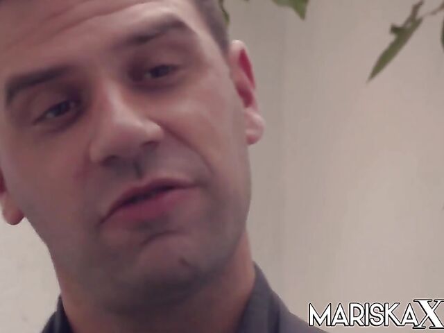 Sexy Susi - Busty MILF anal pounded by horny Maxim