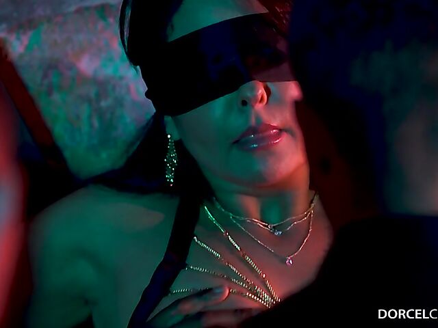 Kinky anal group orgy with Clea Gaultier and Mariska